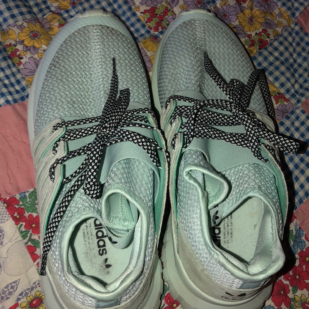 Men’s shoes
